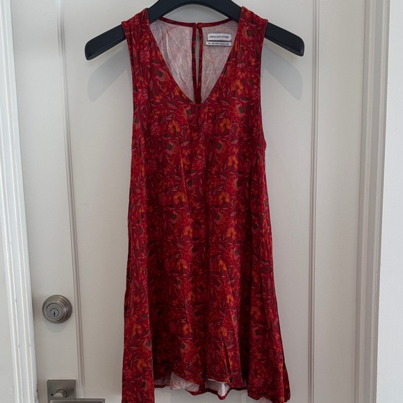 Urban Outfitters Red Maroon Floral Mini Dress - Sz S-petite - Picture 1 of 4